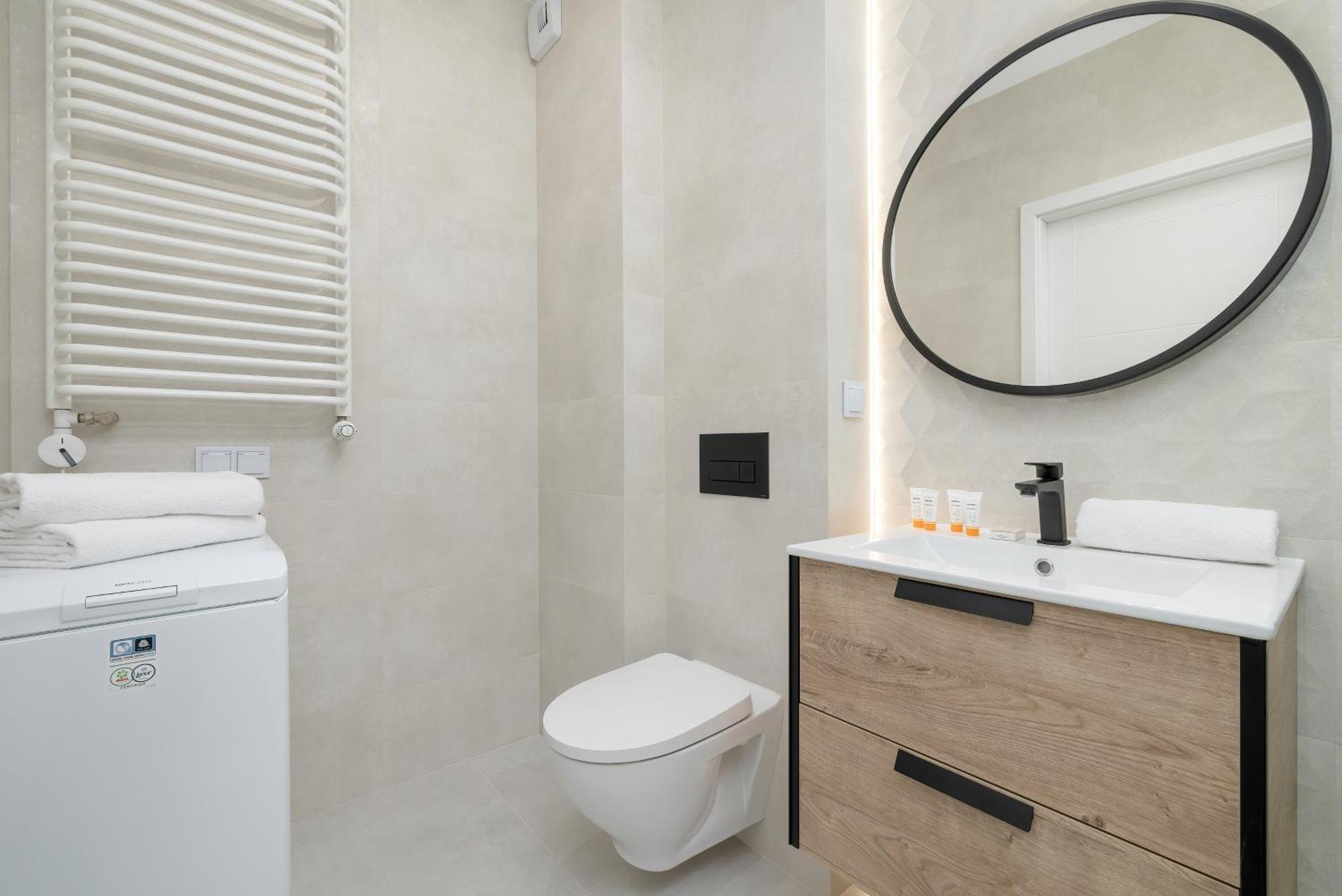 Bright Apartment Park Lotnikow Near Tauron Arena Krakow By Noclegi Renters Екстер'єр фото